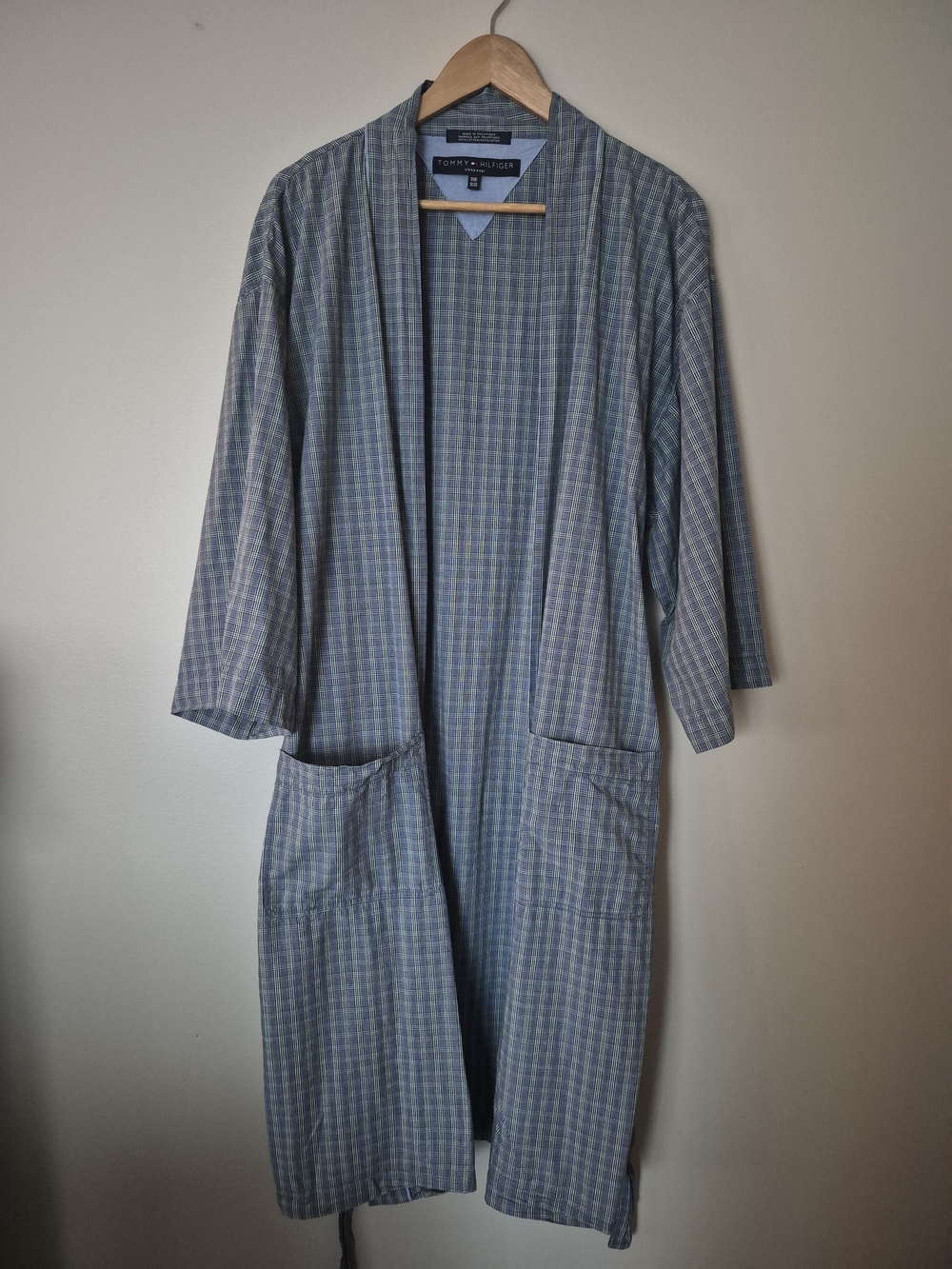 Tommy Hilfiger Sleepwear Blue Plaid Cotton Robe One Size